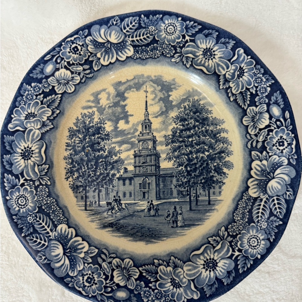 Vintage Liberty Bell Independence Hall plate set of 4